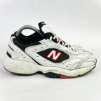 New Balance 452 white/black/red