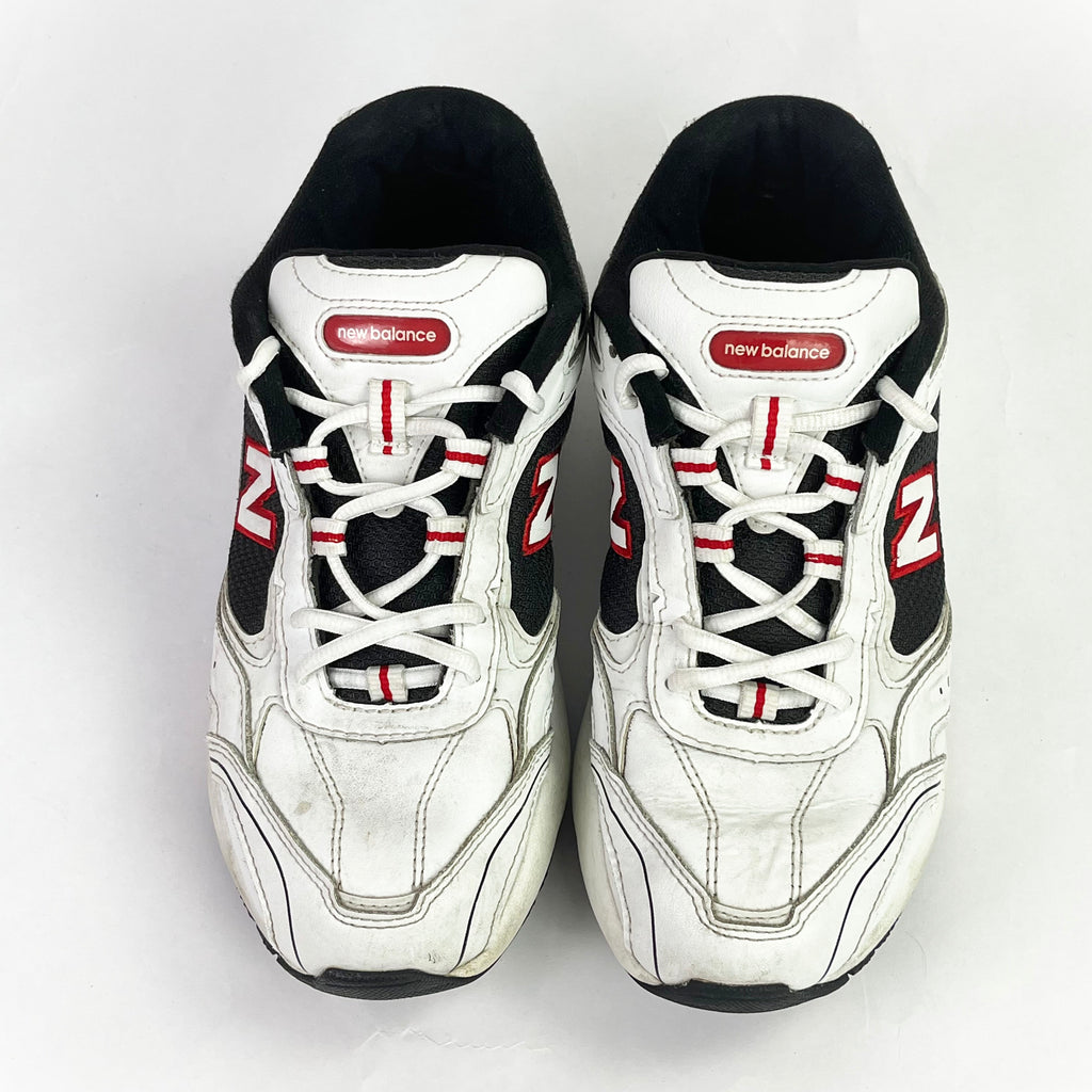 New Balance 452 white/black/red